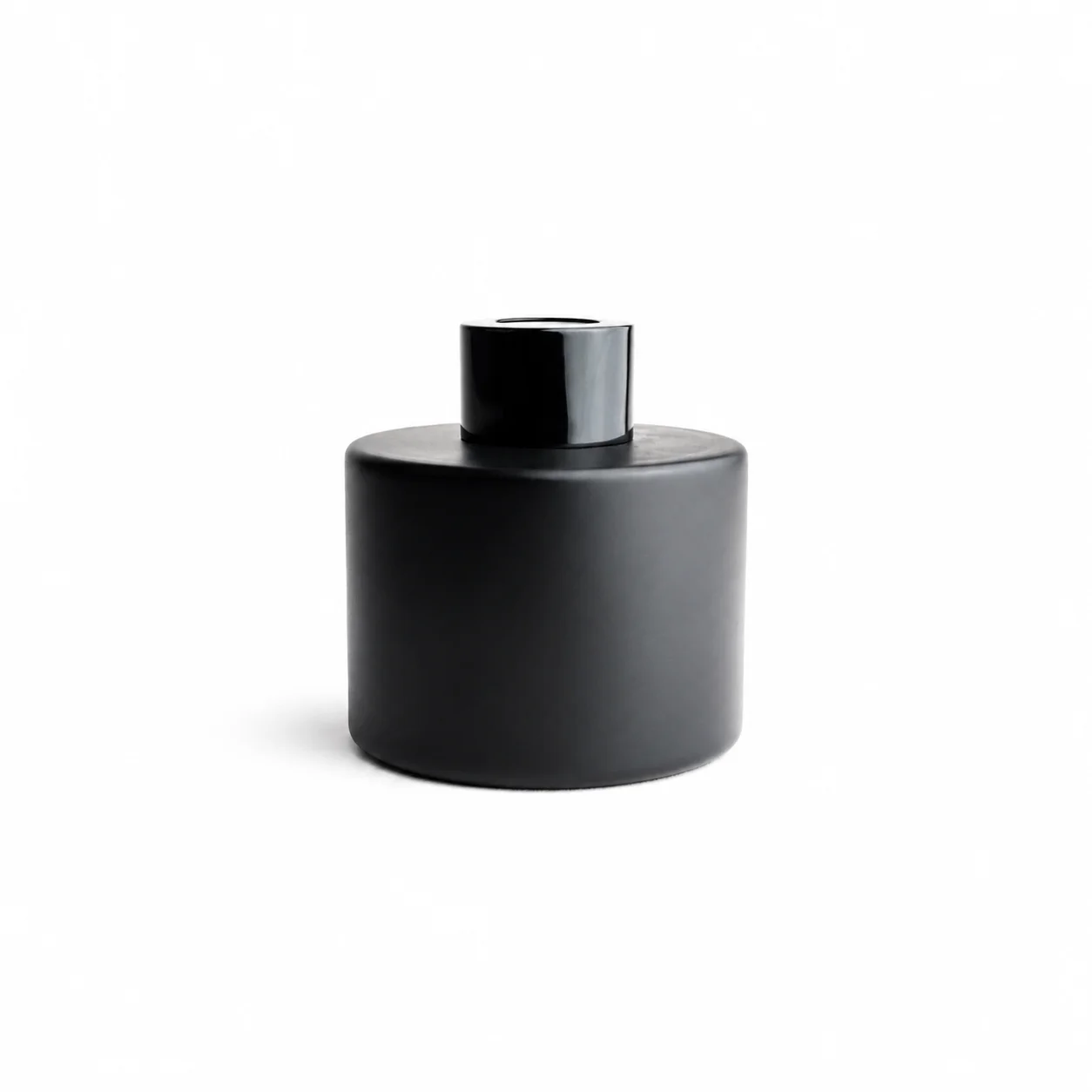 100ml Matte Black Circular Reed Diffuser Glass