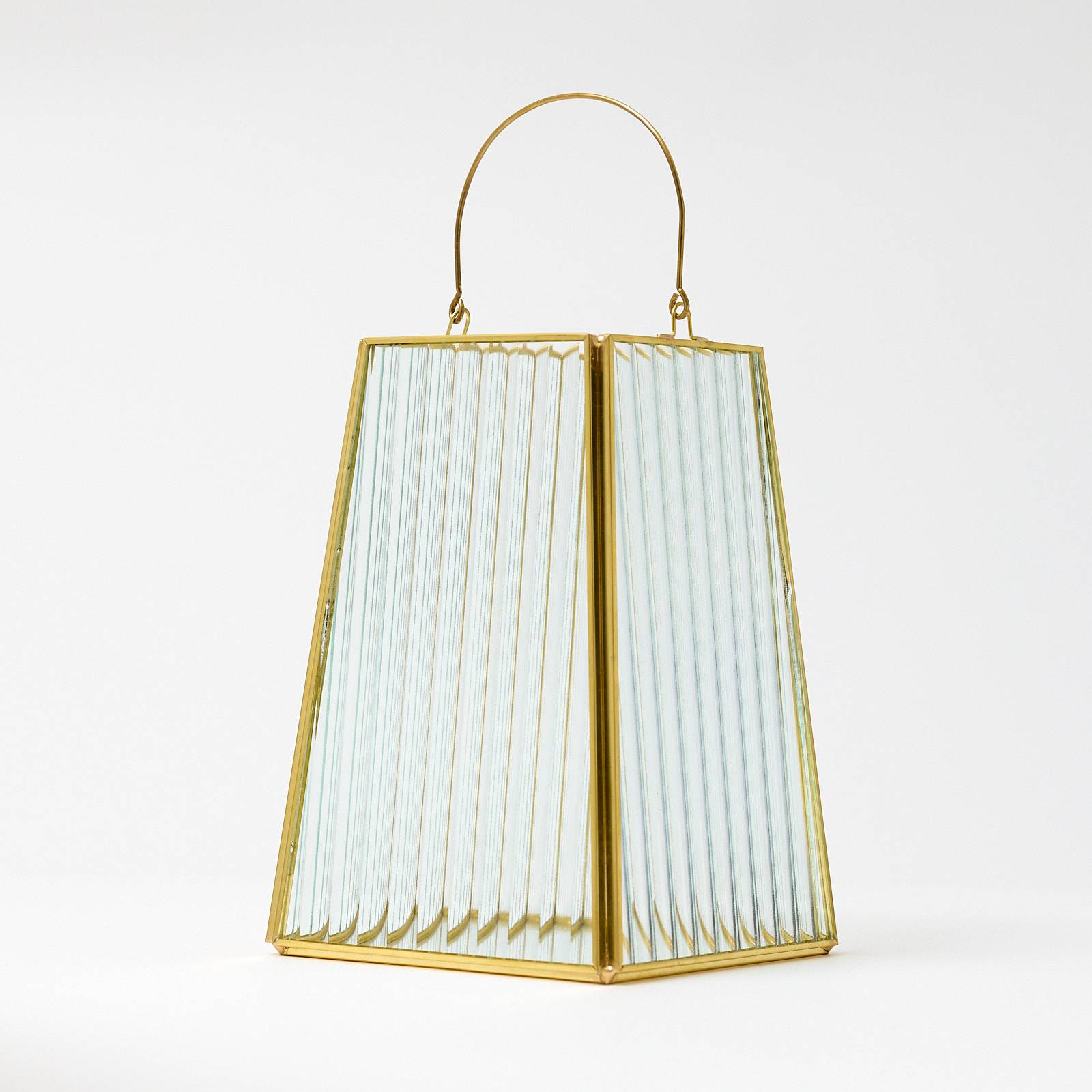 Medium Glass Lantern - Gold Ribbed